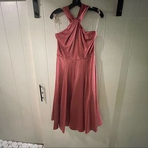 Gal Meets Glam classic midi dress